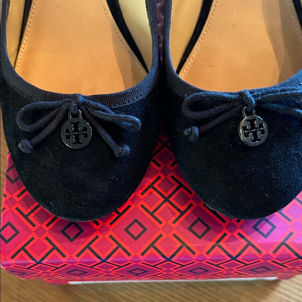 Tory Burch Black SoHo Lux Suede Wedge - Picture 4 of 10